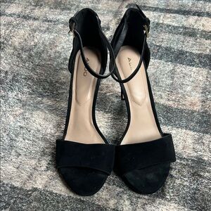 ALDO Black Suede Open-Toe Ankle Strap Heels size 8